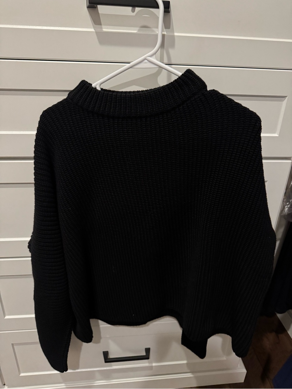 Black Cozy Rib-Knit Women's Sweater size small oversize NEW
